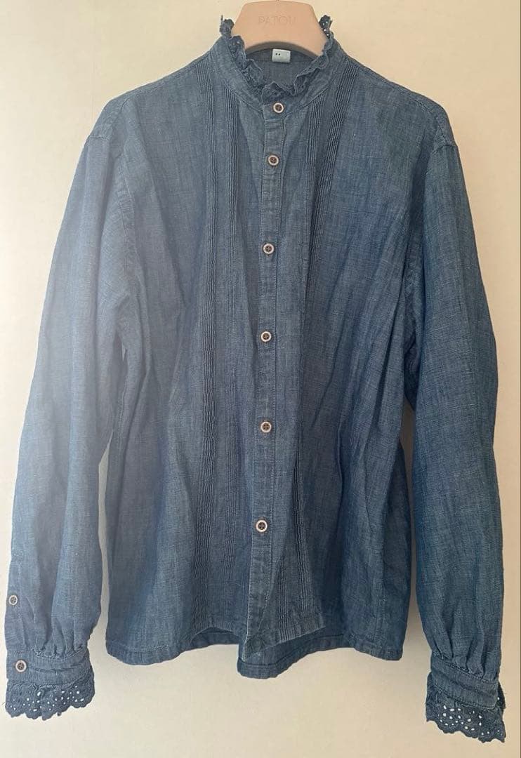 45R 綿麻瑠璃ダンガリーのカットワークフリルシャツ（重）　サイズ2