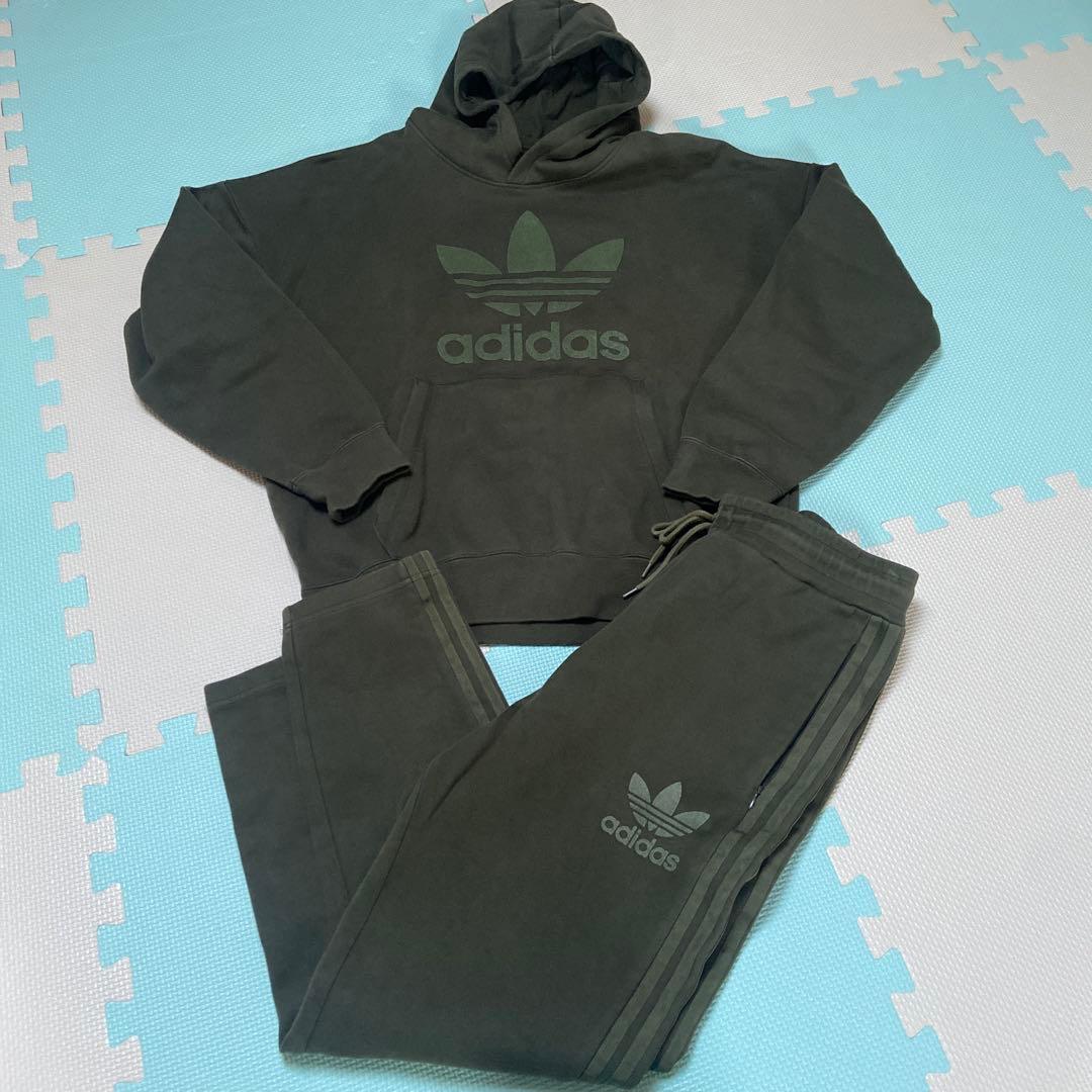 adidas セットアップ　パーカ　スウェット上下　カーキ