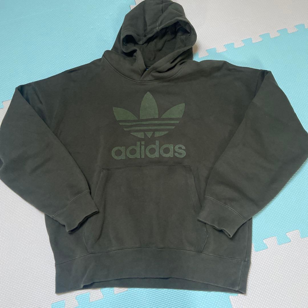 adidas セットアップ　パーカ　スウェット上下　カーキ