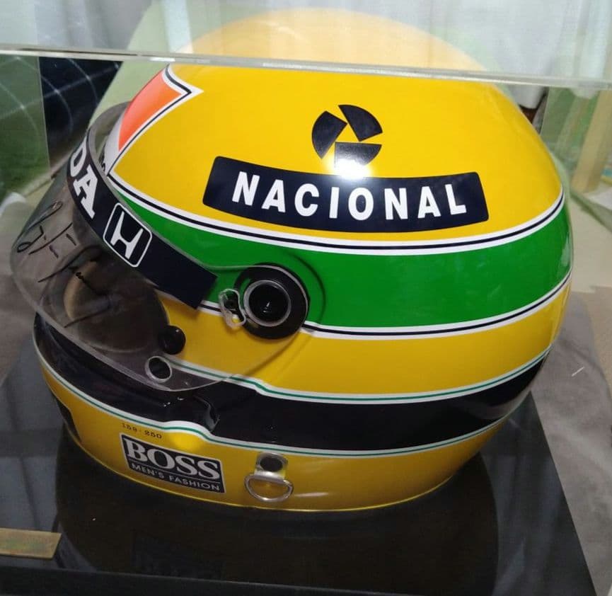 【レア】限定250個 BELL アイルトン・セナ 直筆サイン ヘルメット