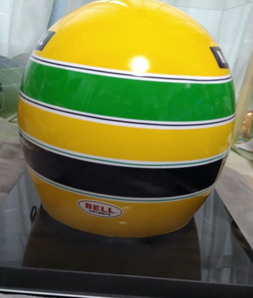 【レア】限定250個 BELL アイルトン・セナ 直筆サイン ヘルメット