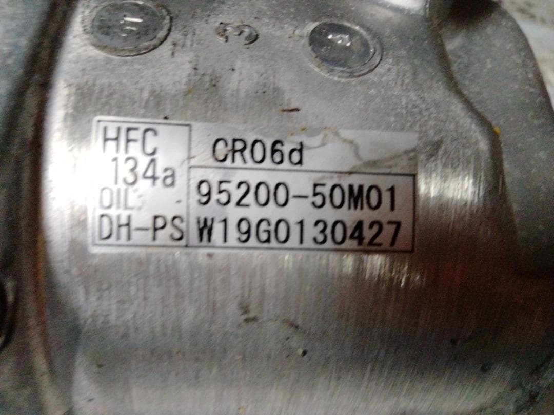 スズキ MRワゴン 2012 DBA-MF33S エアコンコンプレッサー