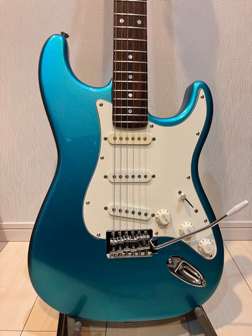 Bacchus（旧ロゴ） BST-250R エレキギター中古