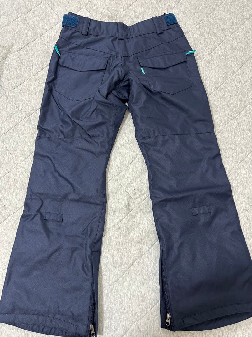 【新品・タグ付】スノボ スキー ウェア 上下セット