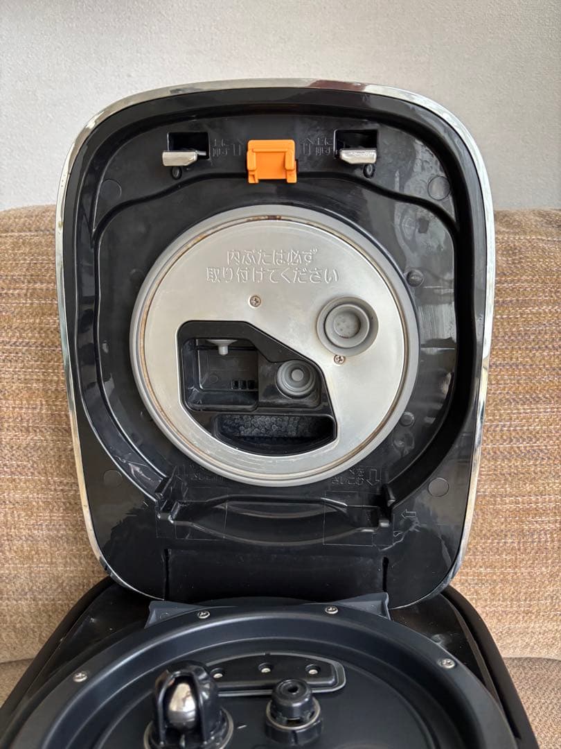 象印 NW-JA10 圧力炊飯器 1.0L ブラック　極め炊き