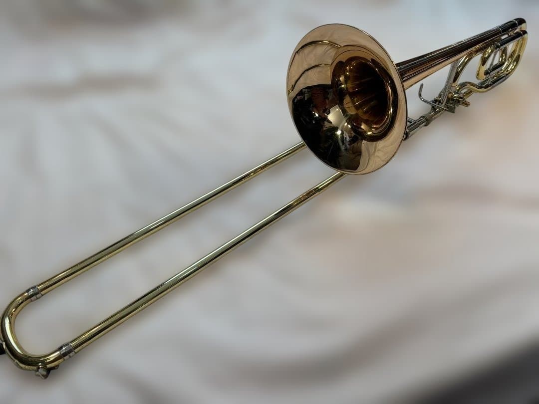 YAMAHAテナーバストロンボーン Customモデル　YSL-8420G