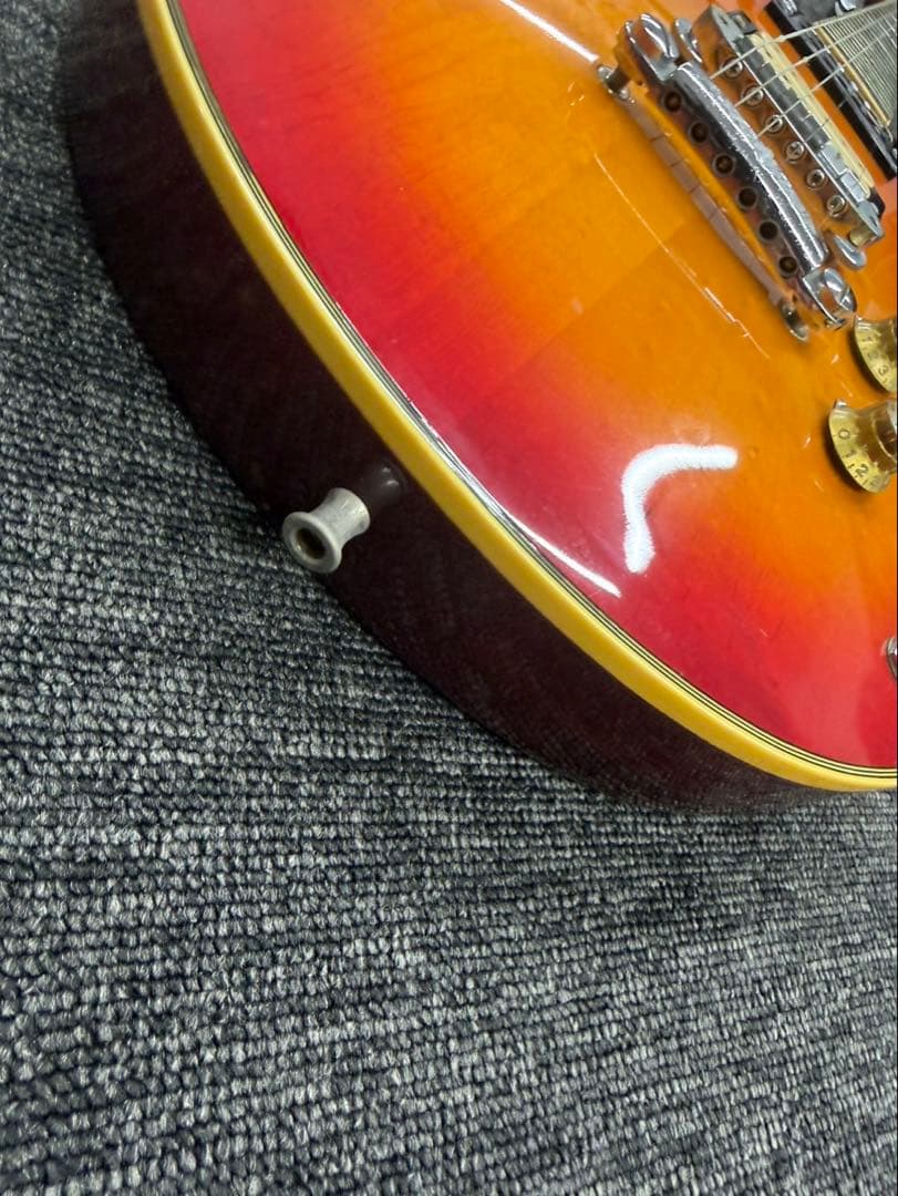 YAMAHA ヤマハ　SG700 エレキギター サンバースト