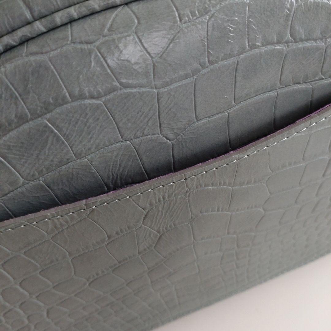 ＡＤＭＪビー　ボディバッグブルーグレー