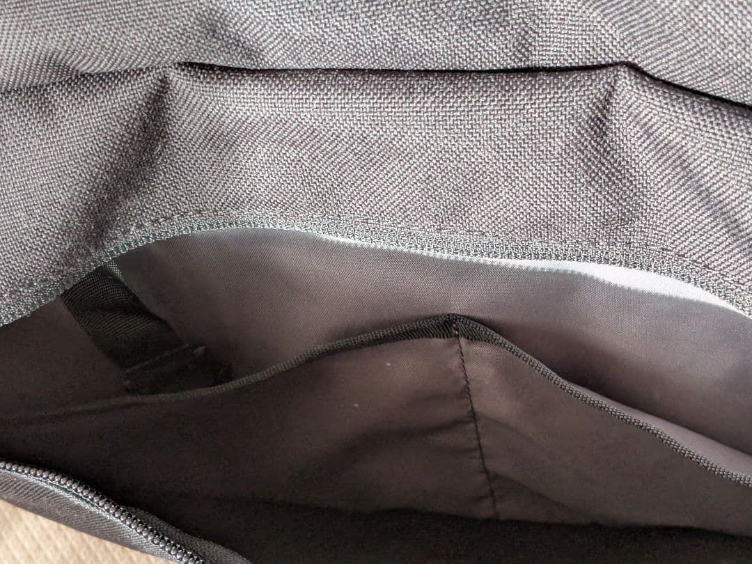 Chrome ボディバッグ KADET MAX 15L 撥水