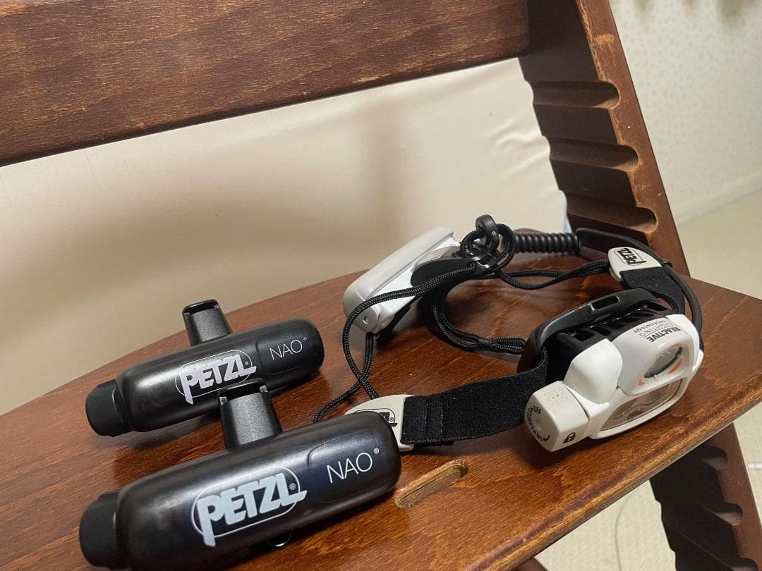 Petzl NAO ヘッドランプ 充電式