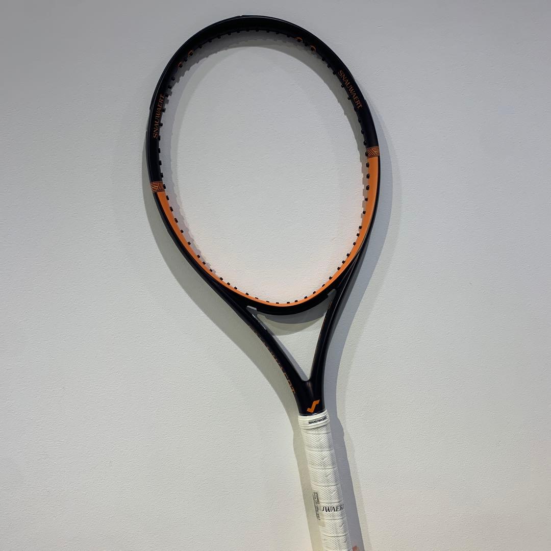SNAVERT GRINTA 100 テニスラケット