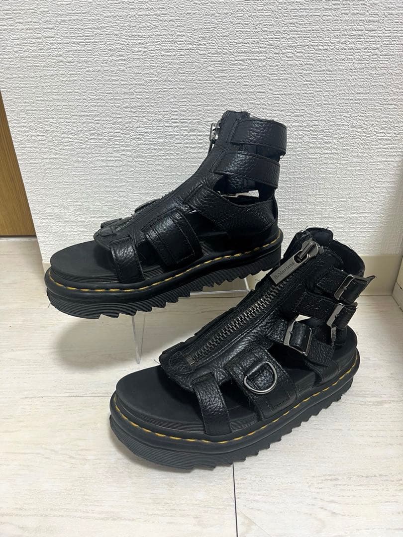 【最終値下げ】 Dr.Martens Olson オルソン サンダル UK3