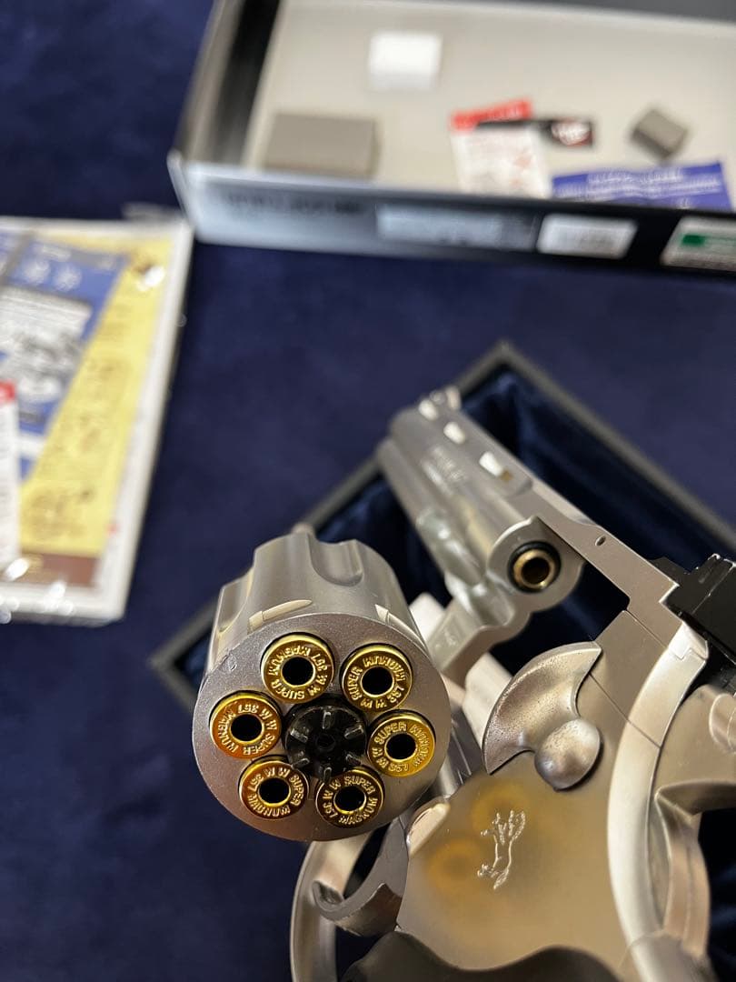 ガスリボルバー コルトパイソン357mag 6インチステンレスモデル