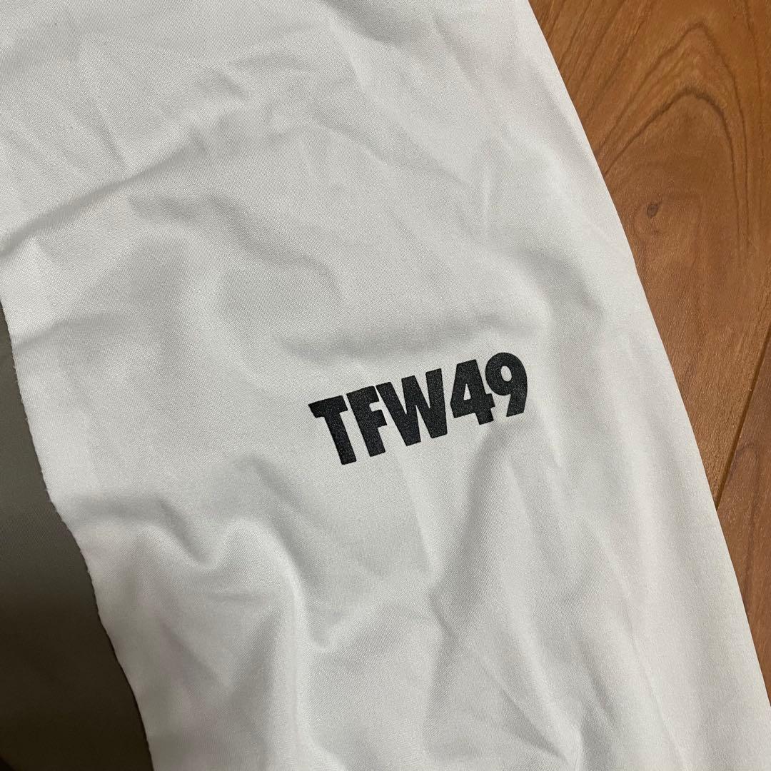 定価4.6万　TFW49 フルジップブルゾン　ホワイト　L ゴルフ