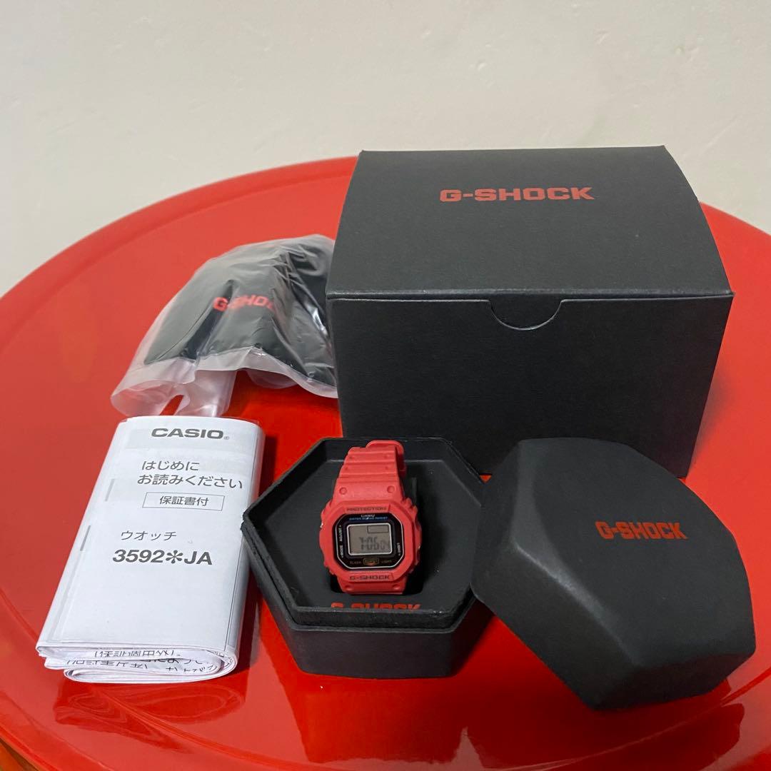 G-SHOCK DWN-5600-4JR 赤