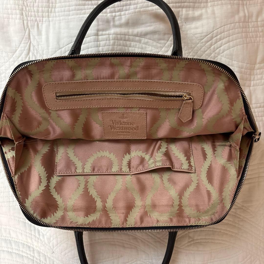 ☆最終値下げ☆【美品】Vivienne Westwood 黒 ハンドバッグ