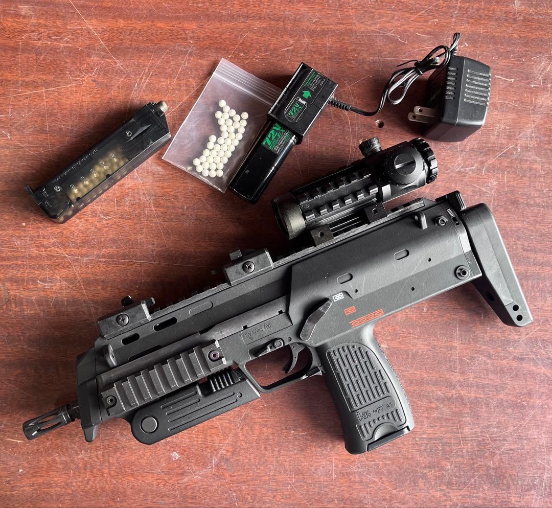 H&K MP7 A1 電動ガン 本体と付属品