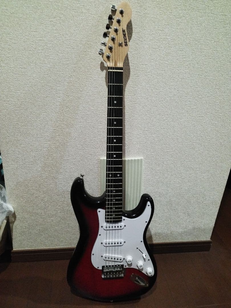 SELDER エレキギター ストラトキャスタータイプ レッド・ブラック