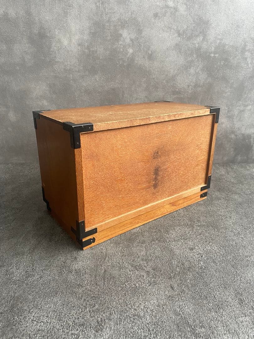 昭和レトロな木製小箪笥