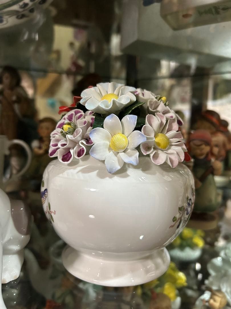 エインズレイ　陶花　オブジェ　置物