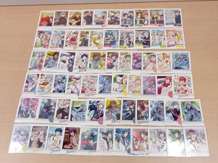 ❶アイナナ 紙類 特典 色紙 ぱしゃこれ 箔押しなど 大量 まとめ売り