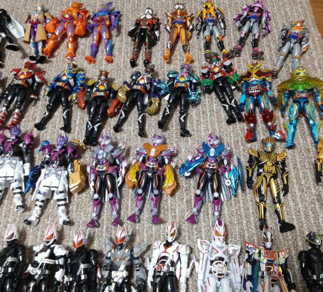 装動　仮面ライダーガヴ　ガッチャード　ギーツ　セット