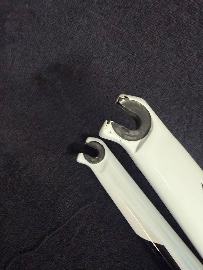 SCOTT ADDICT フロントフォーク(リム)修復用や軽量化に！