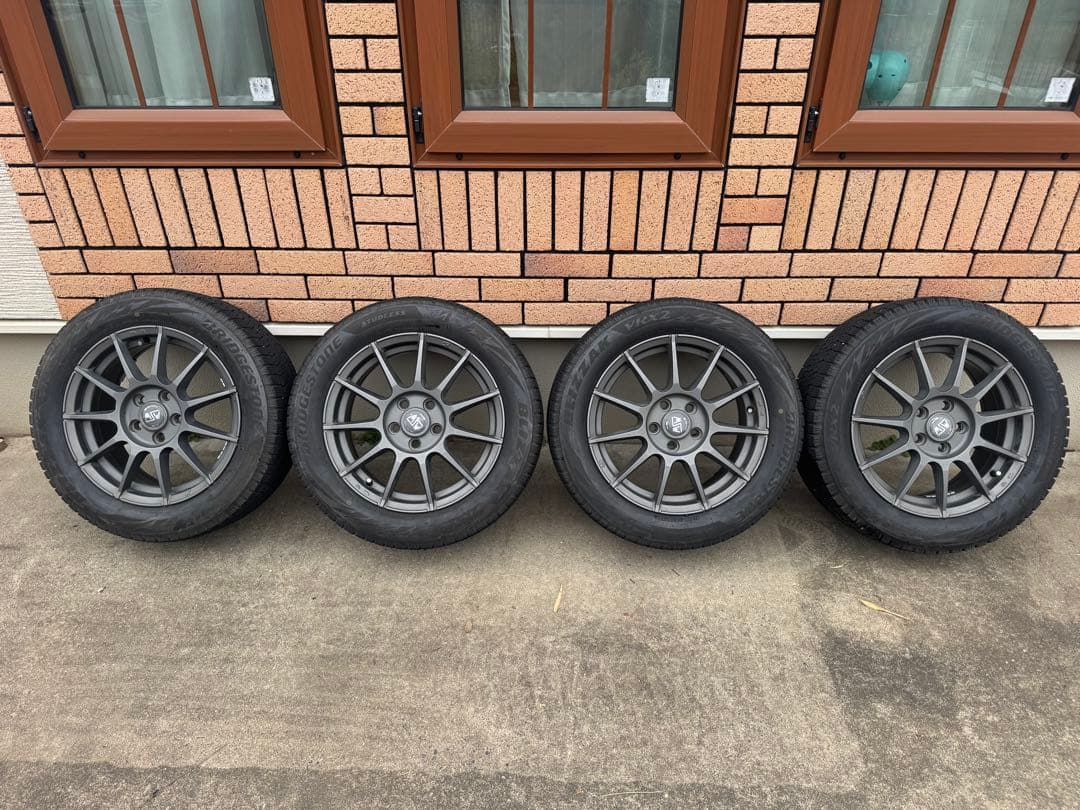ボルボV40スタッドレスタイヤホイールセットMSW OZ 205/55R16