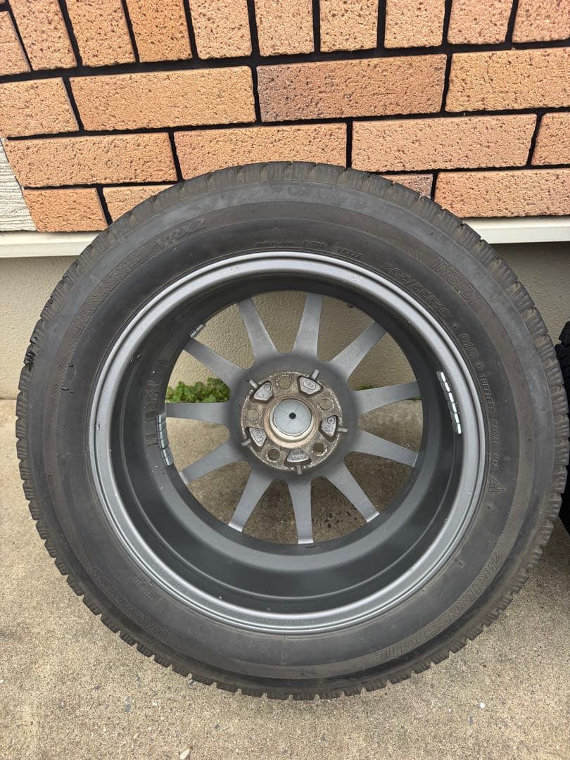 ボルボV40スタッドレスタイヤホイールセットMSW OZ 205/55R16