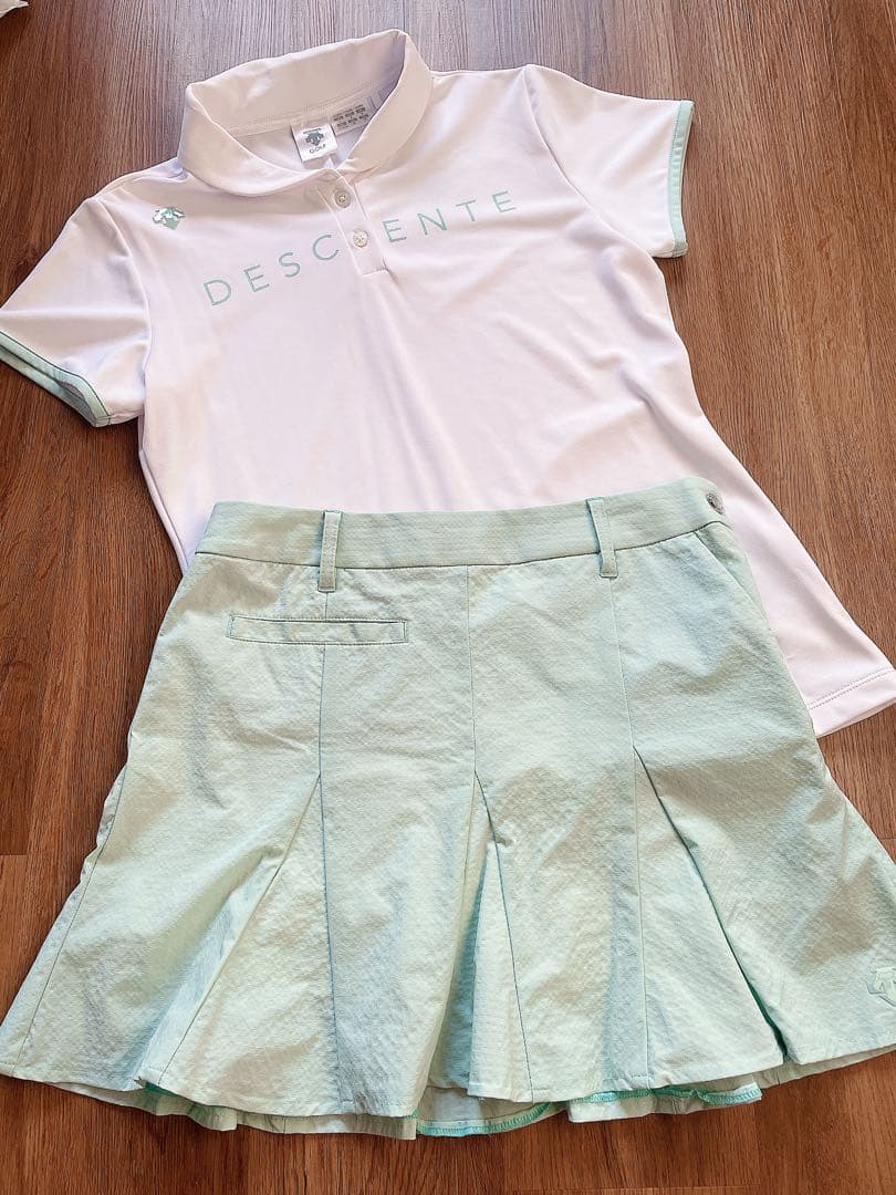 デサントゴルフセットアップトップススカート/M L