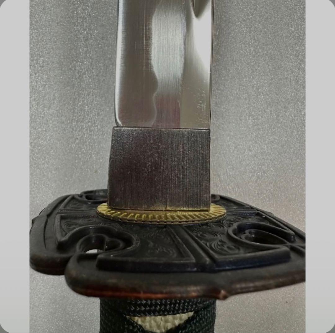 薄刃　居合練習用刀 黑鞘　鞘付き長さ104cm 鞘抜き重さ約928g