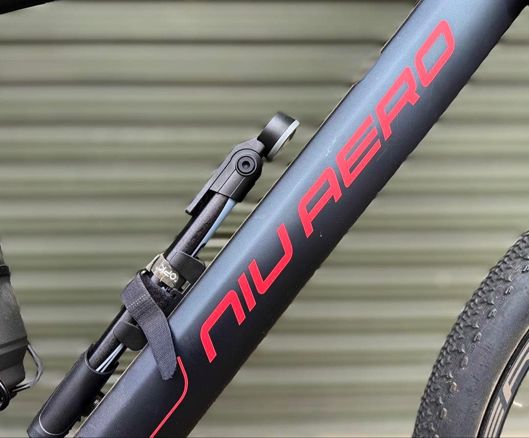 フルカーボン クロスバイク