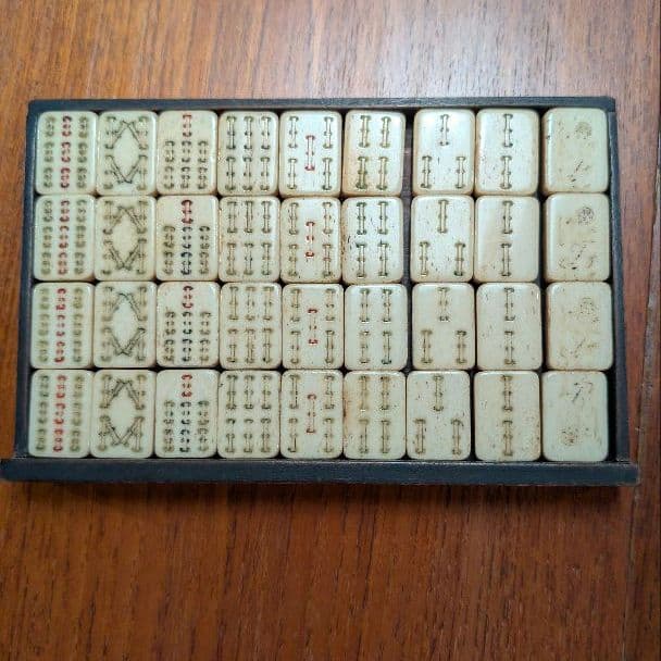 【貴重】麻雀 中国美術 麻雀牌 骨董 アンティーク レトロ　木箱 時代物