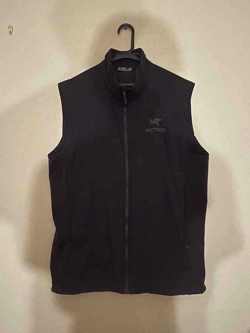 Arc’teryx atom vest black