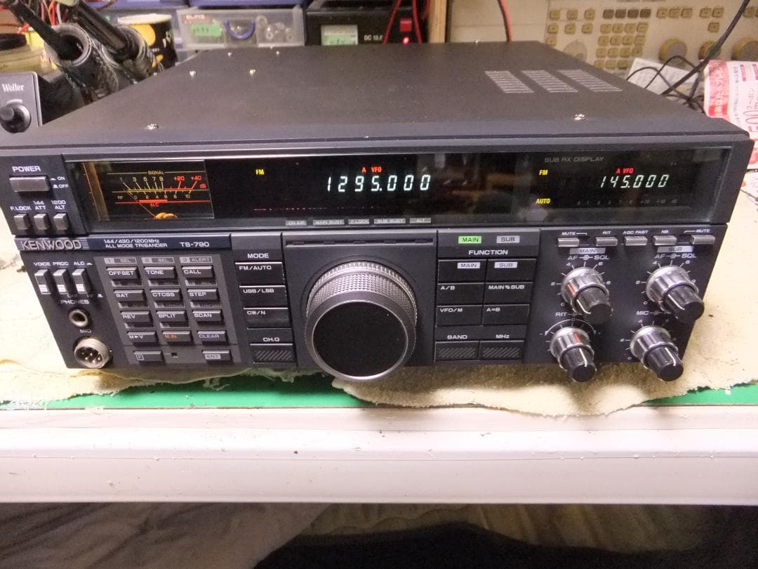 ☆ケンウッド　トリプルバンドオールモード機　TS-790+UT-10（現状）