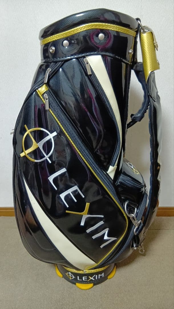 メンズ　キャディバッグ　LEXIM 3点式　黒