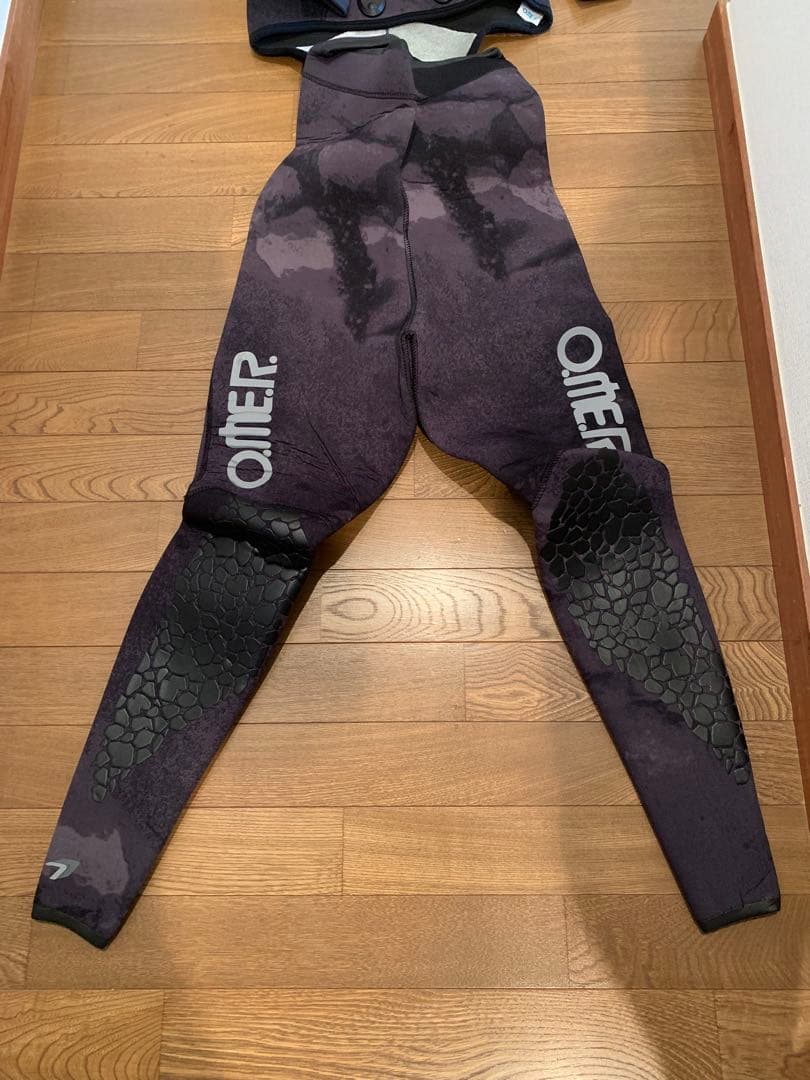 オマーブラックムーンOMER BLACK MOON ウェットスーツ7mm