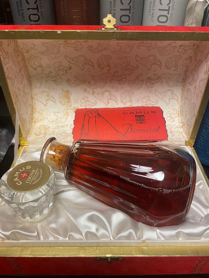 カミュ　バカラクリスタルボトル　CAMUS　LA GRANDE MARQUE