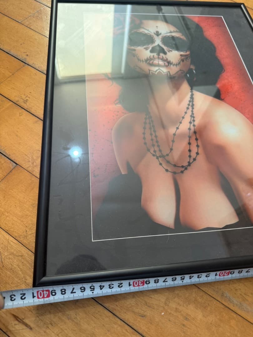 その他 Isabella Muerta by Daniel Esparza