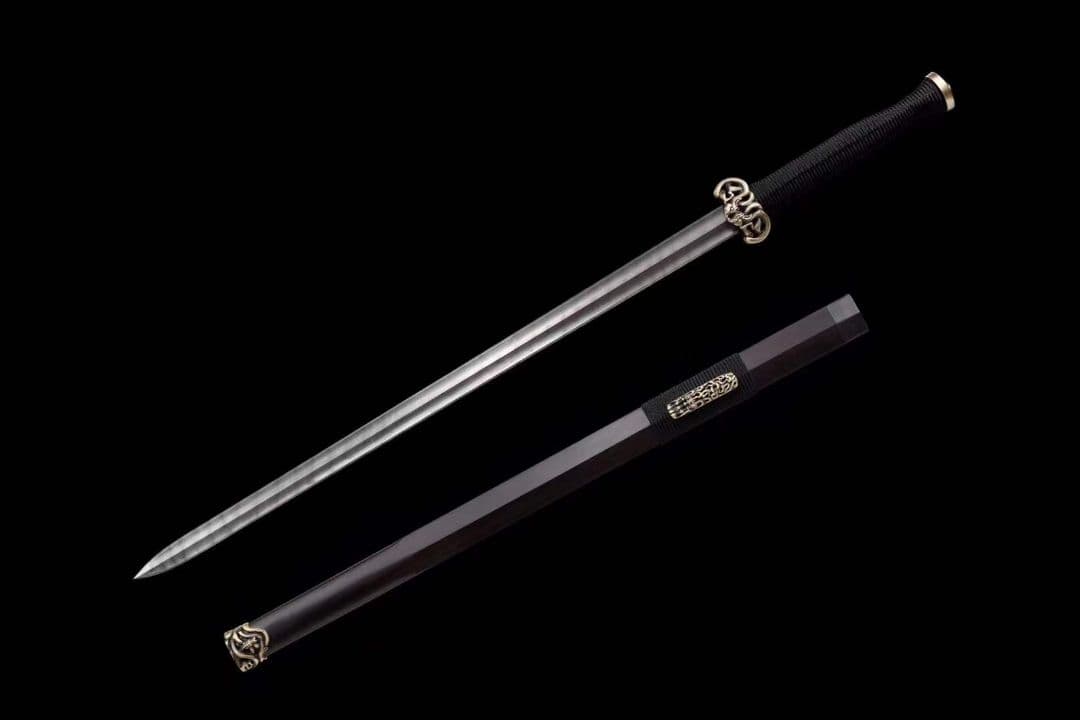 人形巨戦剣20231750 古兵器 武具　刀装具　日本刀　模造刀 居合刀