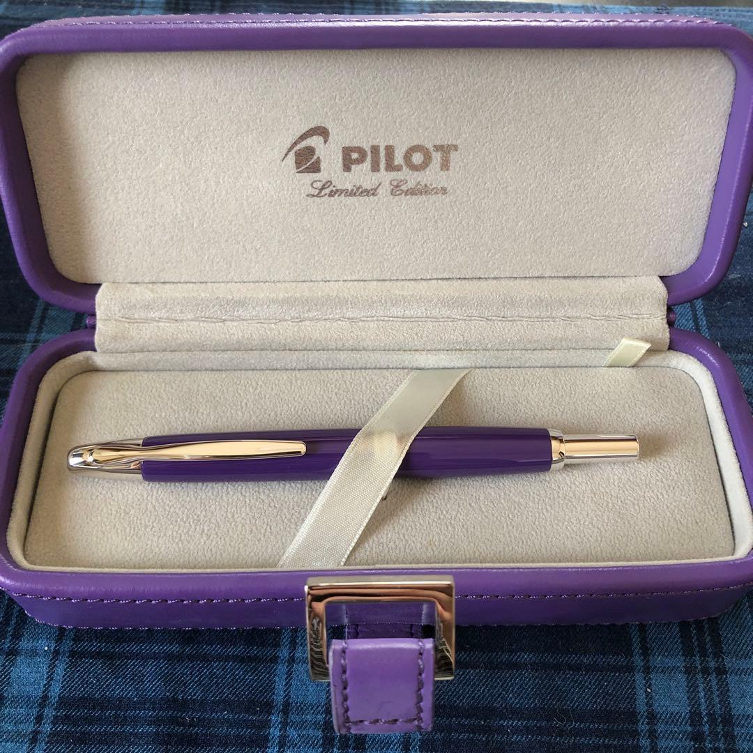 パイロット キャップレス2008年限定万年筆 パープル 中字 Ｍニブ
