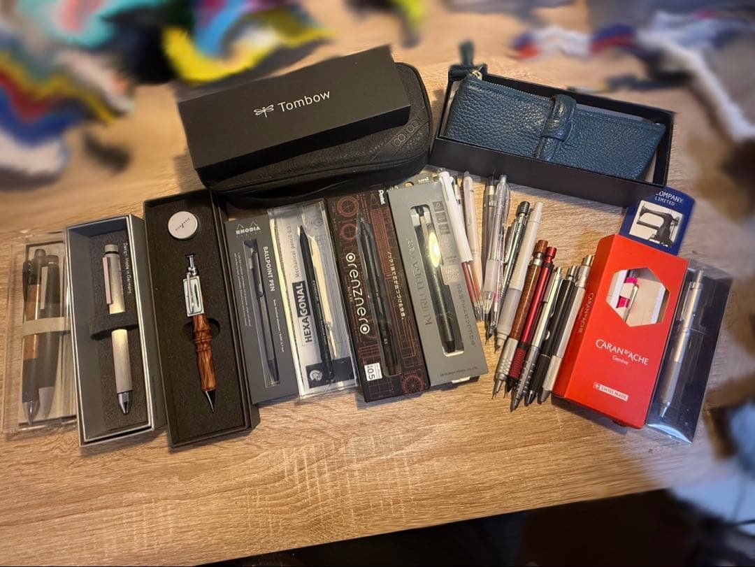 シャーペン、ボールペン、文房具