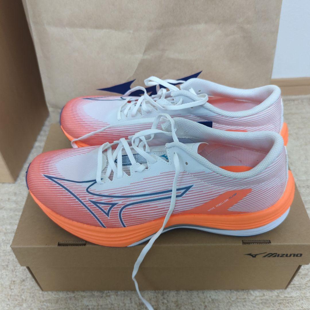 ミズノ ウェーブリベリオンフラッシュ26.0cm