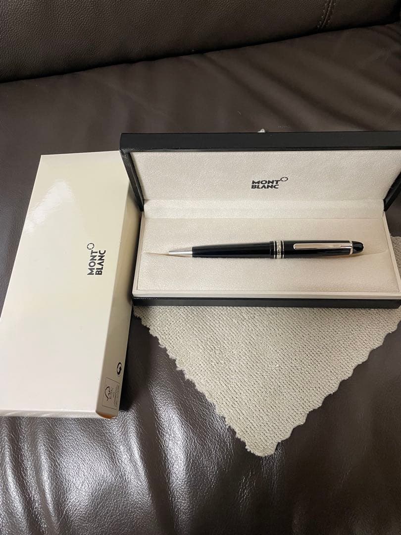 ◾️MONTBLANC モンブランミッドサイズ ボールペン ◾️プラチナ◾️化粧箱付