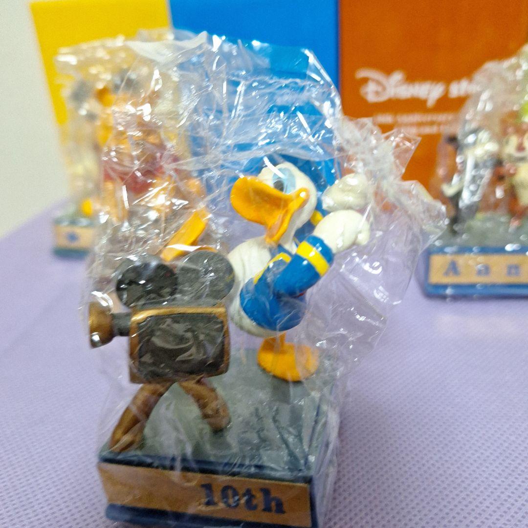 激レア　貴重　ディズニーストア限定　記念品