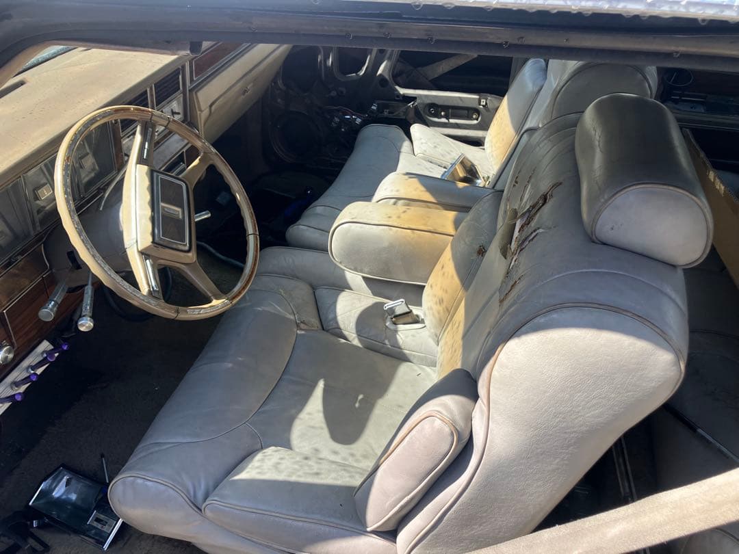 リンカーン　コンチネンタル　マークⅥ ディーラー車　書類あり