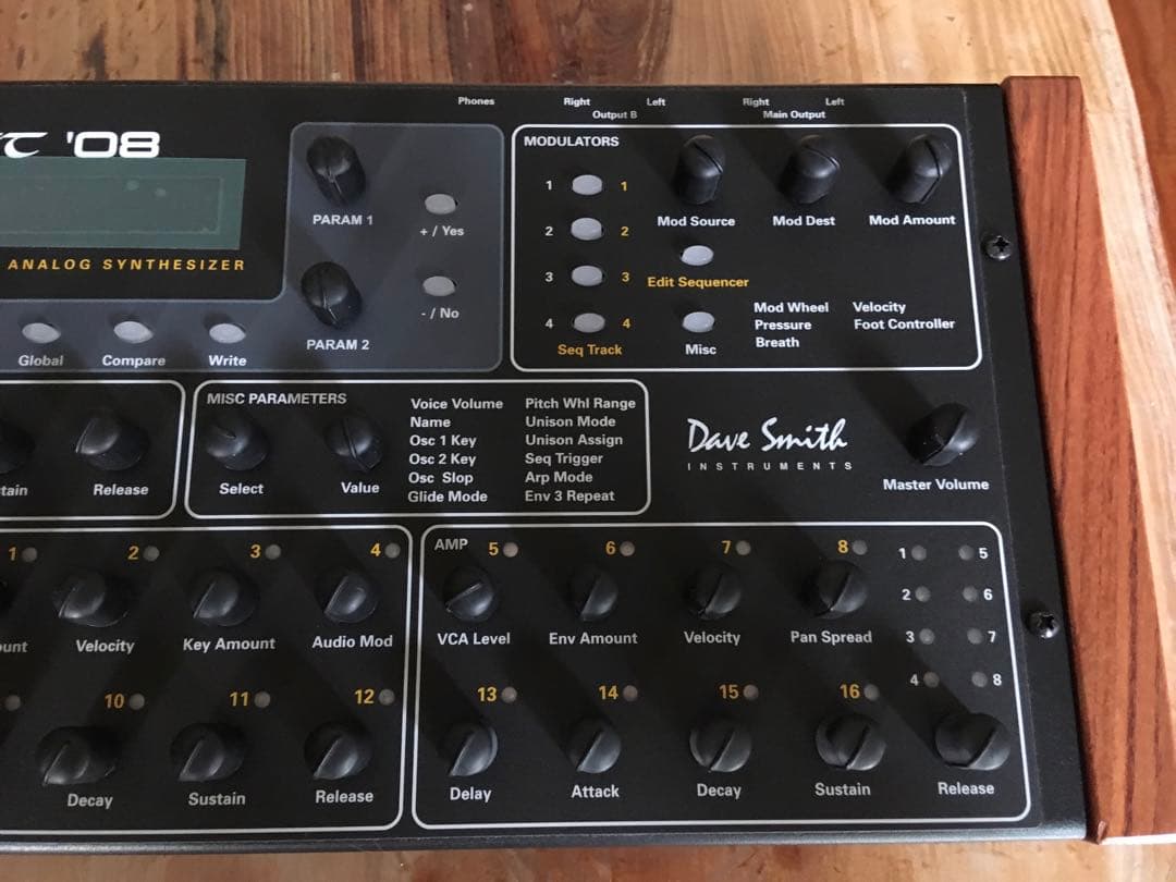 鍵盤楽器 DaveSmithInstruments Prophet 08 PE