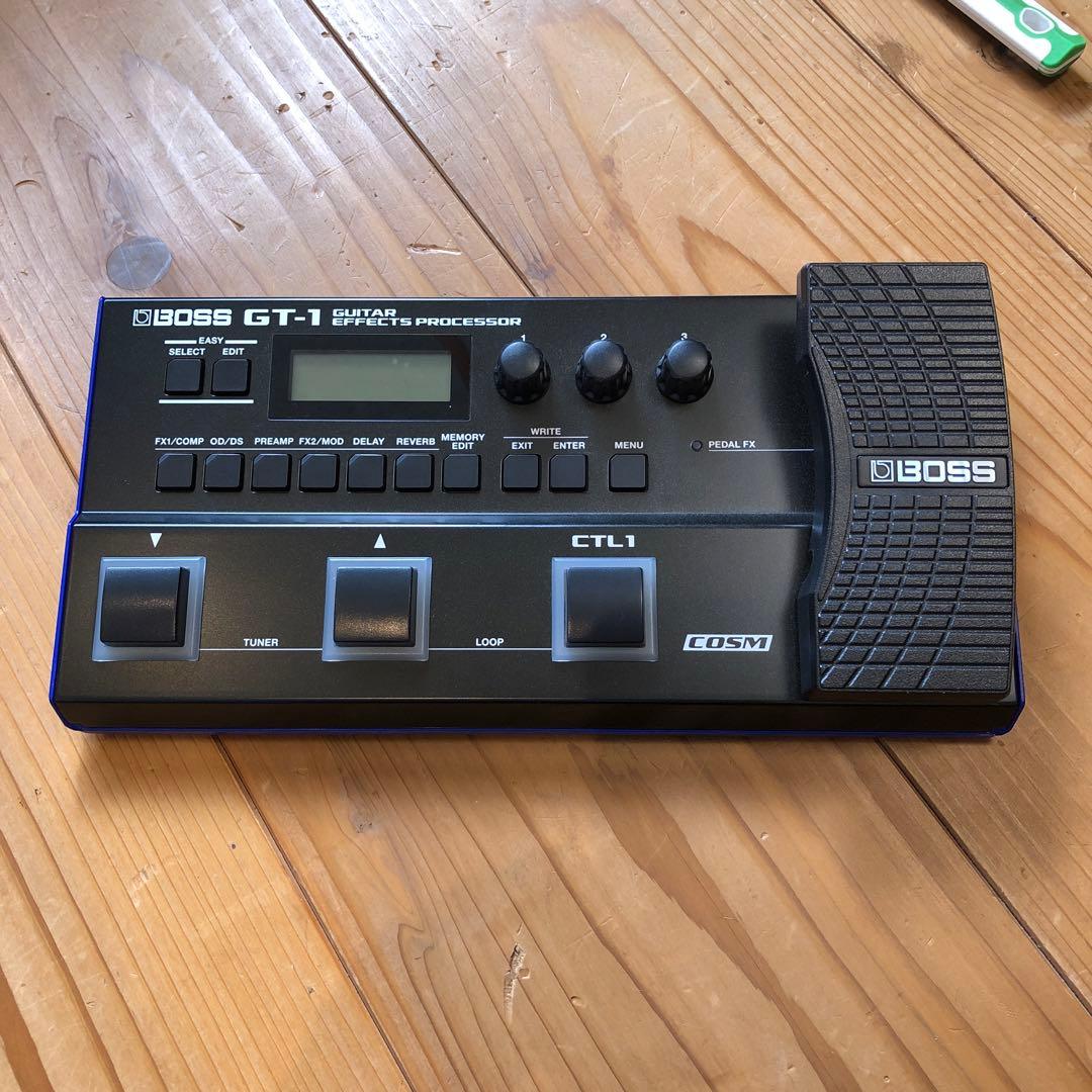 BOSS GT-1 ギターエフェクター　美品！保証期間内！おまけ純正電源付き！