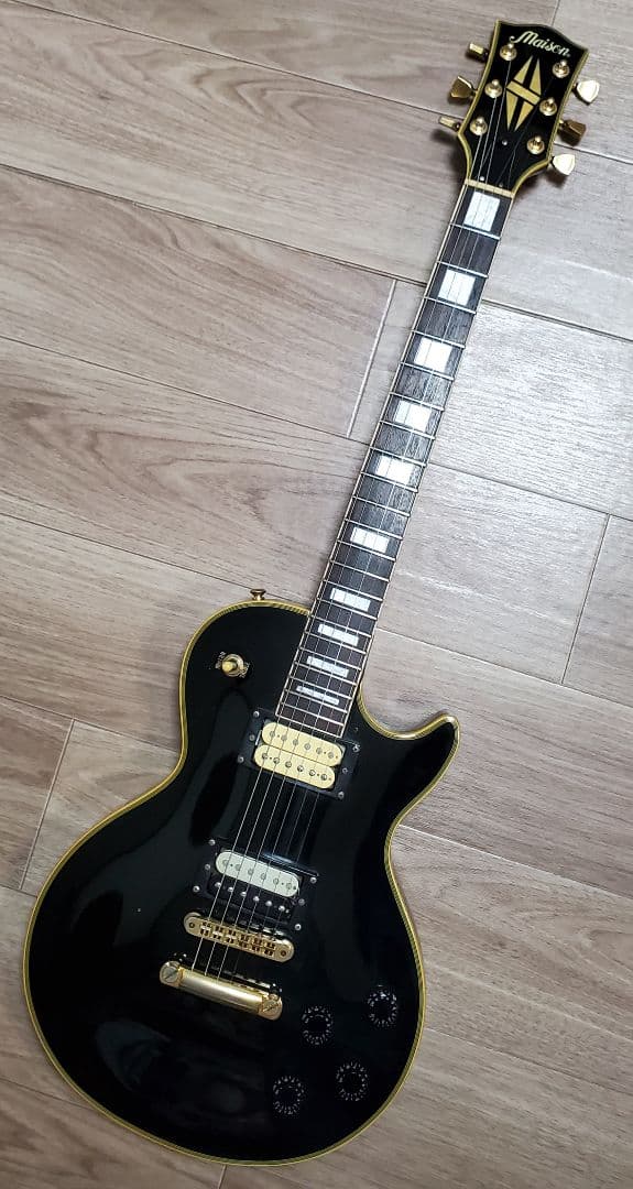 Maison　メイソン　レスポールカスタム　エレキギター　ストラップ付き