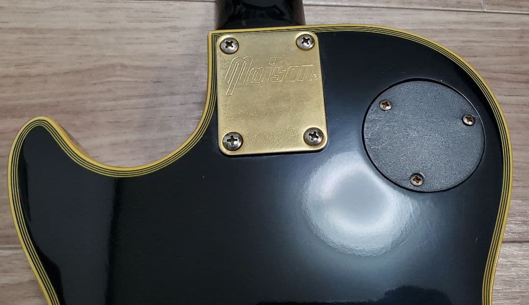 Maison　メイソン　レスポールカスタム　エレキギター　ストラップ付き